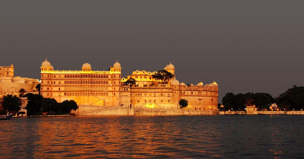 Taj Fateh Prakash Palace Udaipur Luaran gambar